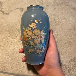 Japanese flower mini vase